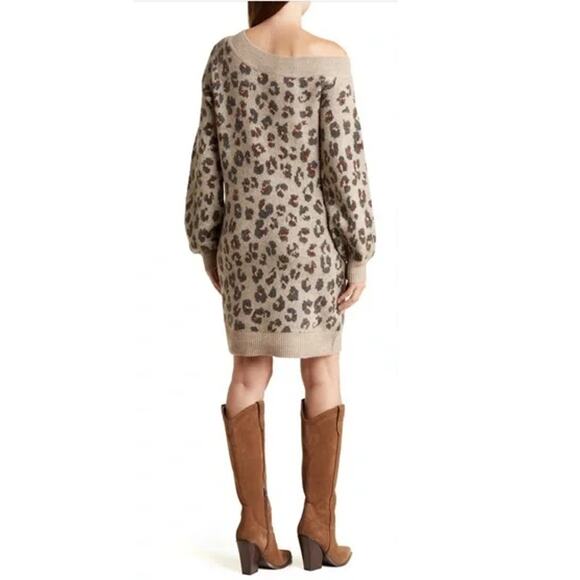 New ~ STEVE MADDEN ~ Animal Print Off-The-Shoulder Sweater Dress Size M FALL - Picture 2 of 7